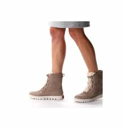 Botte Imperméable Joan of Arctic™ Next Lite Femme Botte Imperméable Joan of Arctic™ Next Lite Femme, Omega Taupe, Fawn, video